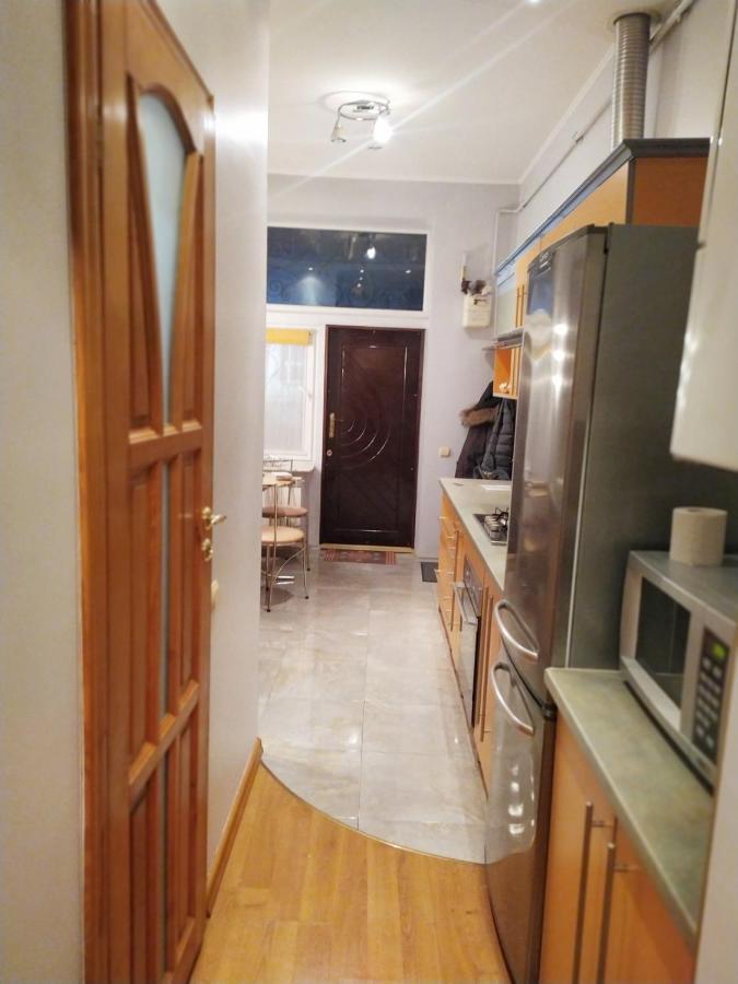 Апартаменты Около Собора Св.Юра Lviv Exteriör bild